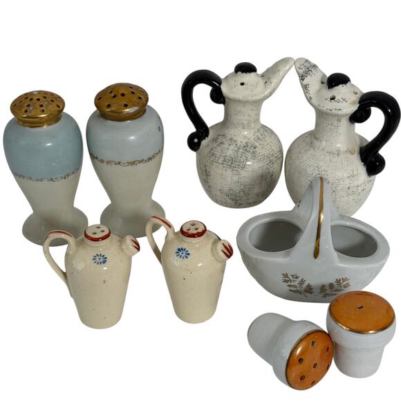 Vintage 4 Sets Salt & Pepper Shaker Ceramic Urn Basket Jugs Floral Mont Michel - Picture 2 of 8